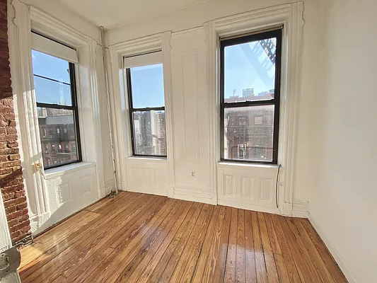 Rented by The Downtown LLC | media 9