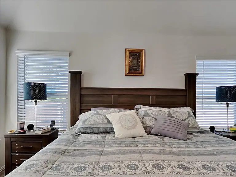 700 Pearl Way — Photo 5