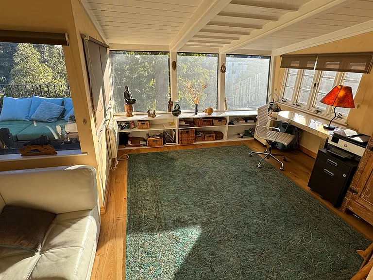 Office, could be 4th bedroom