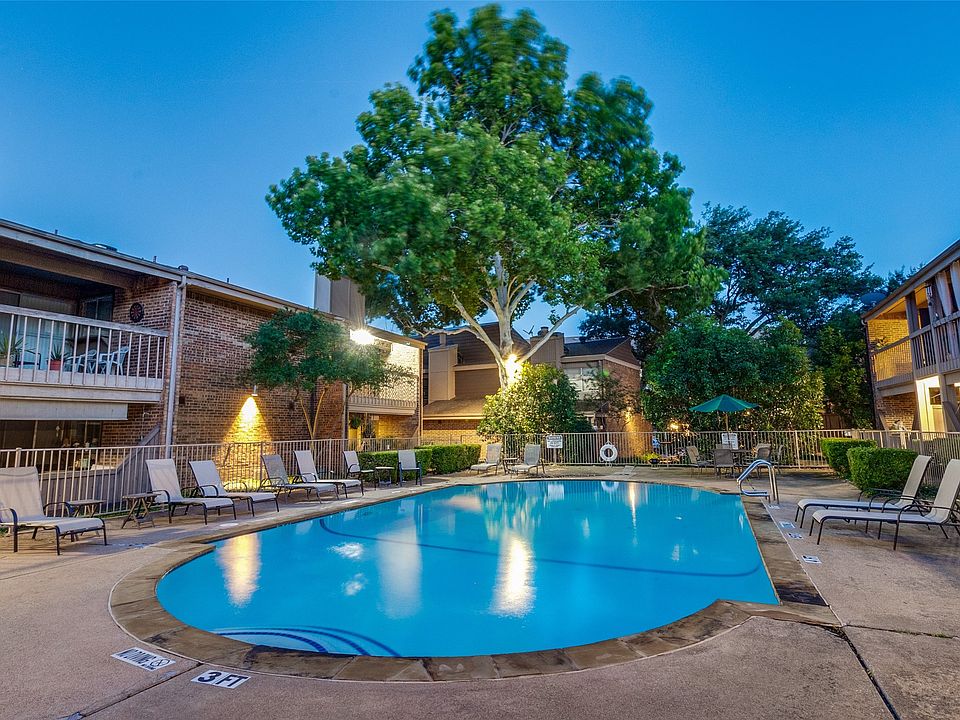 1st image of 5140 Amesbury Dr APT 212
