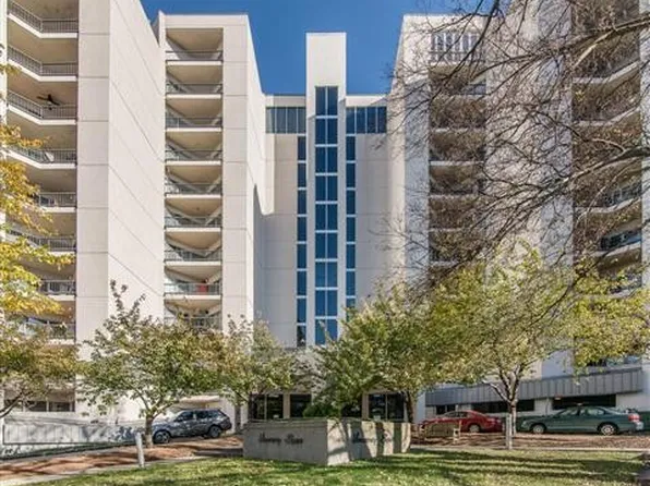 900 19th Ave S APT 312, Nashville, TN 37212