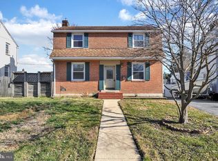121 Atlas Dr, New Castle, DE 19720