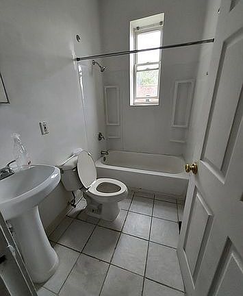 2nd image of 4059 Kennerly Ave