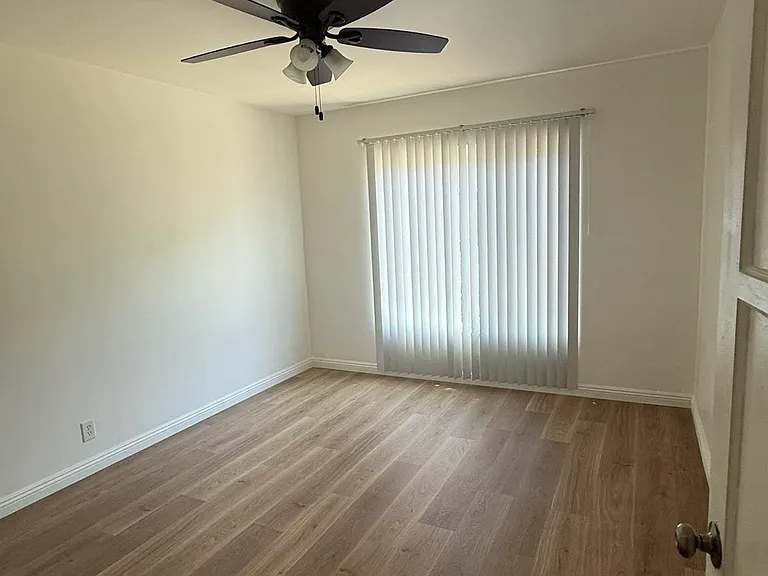 3738 Carmona Ave #2 — Photo 7