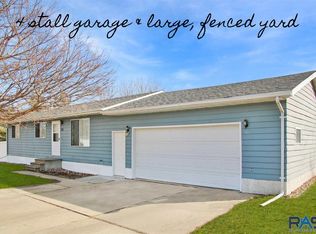 331 E Martha St, Tea, SD 57064