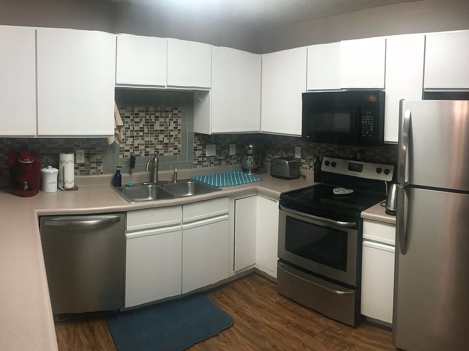 1st image of 140 Shannon Dr Unit 3