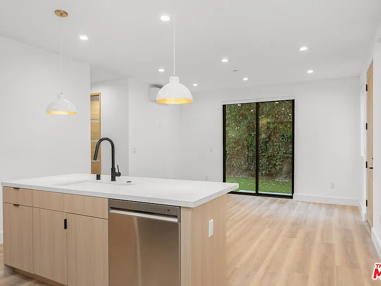 5313 Ben Ave #3 — Photo 7