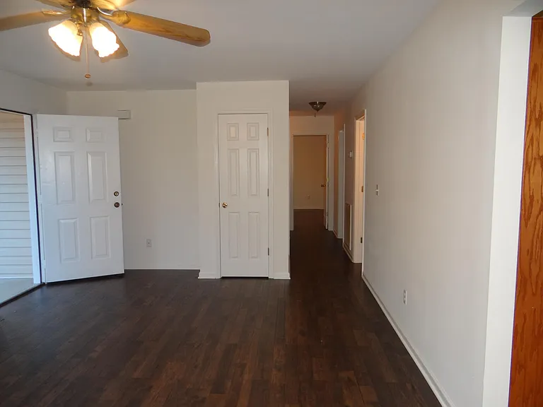 510 Overlook Cir — Photo 11