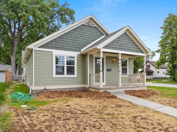 929 N Broadway St, Green Bay, WI 54303