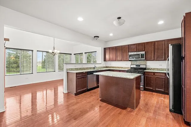 1707 Scarlett Oak Ct — Photo 2