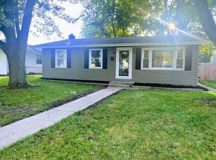 136 N Wilson St, Hobart, IN 46342