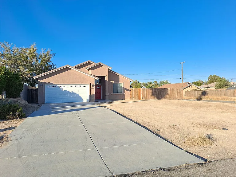 10601 Sheridan St — Photo 27