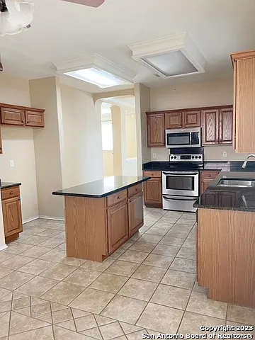 8815 Redwood Bnd — Photo 6