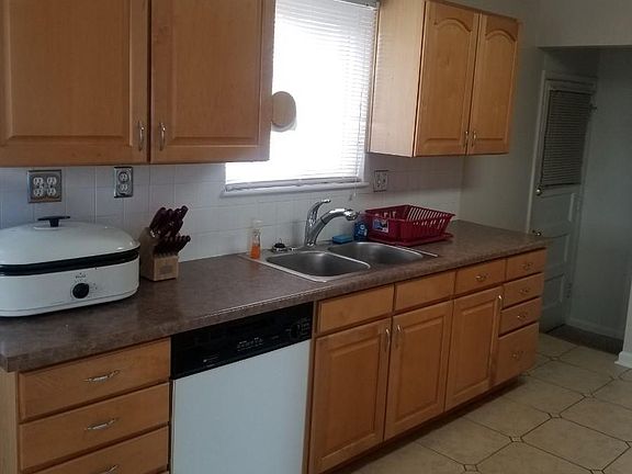 4th image of 9121 Aspen Dr