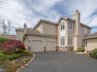 110 Atlee Cir, Berwyn, PA 19312