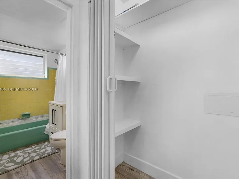 2250 Bay Dr #7 — Photo 19