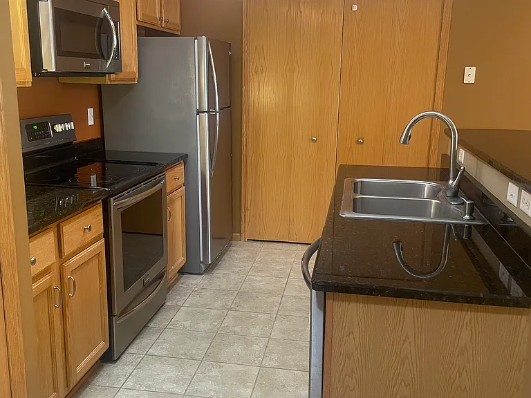 8333 Kimball Dr — Photo 4