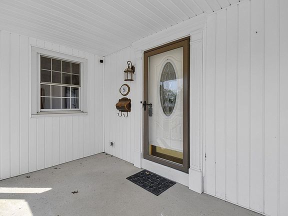 2nd image of 56 Harriette Dr