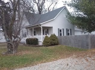 408 W Monroe St, Girard, IL