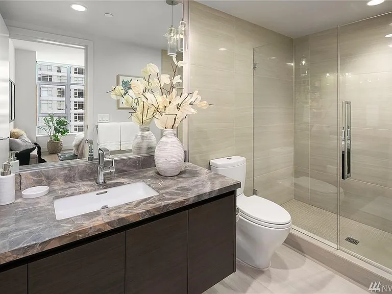 583 Battery St #1708 — Photo 8