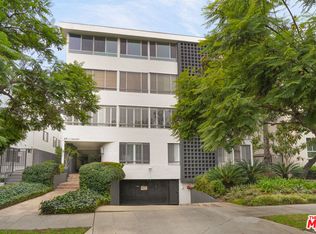 419 N Oakhurst Dr UNIT 101, Beverly Hills, CA 90210