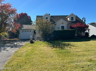 2027 Cardiff Road, Schenectady, NY 12303