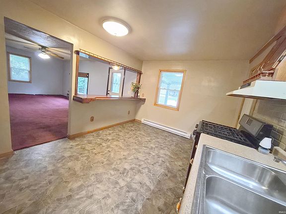 5th image of 308 S 2nd St