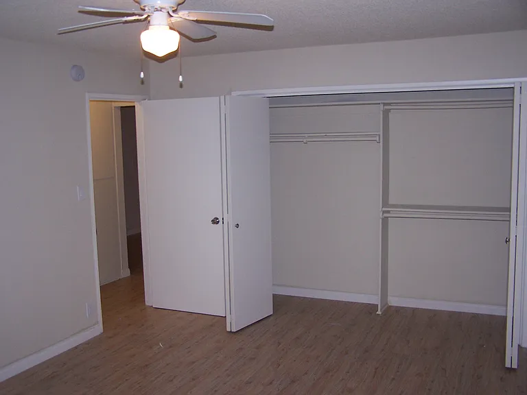 5040 Tujunga Ave #6 — Photo 20