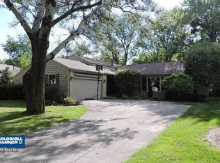 1230 Berry Ln, Flossmoor, IL 60422