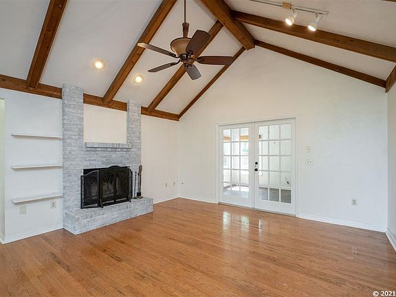 5th image of 5201 NW 65th Ln