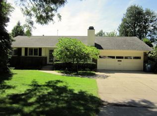 740 Fall St, Spring Lake, MI 49456