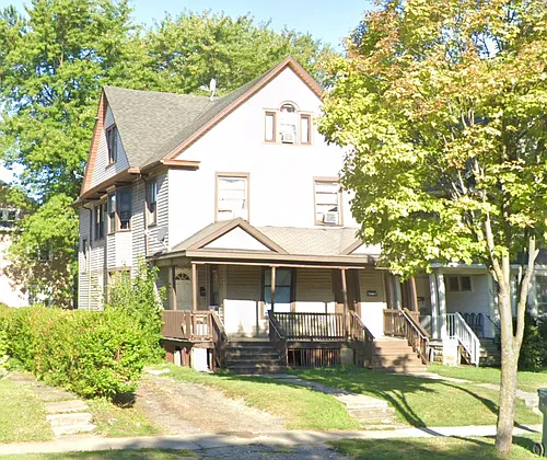 987-989 Dewey Ave #989 Photo 1