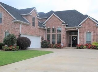 582 Nicole Dr, Reno, TX 75462