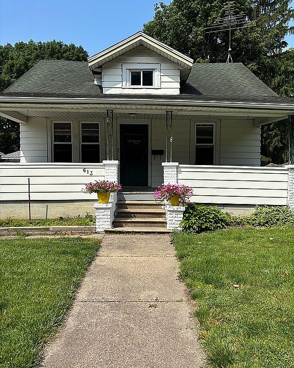 house 613 S Ottawa Ave, Dixon, IL 61021 | Zillow