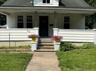 613 S Ottawa Ave, Dixon, IL 61021