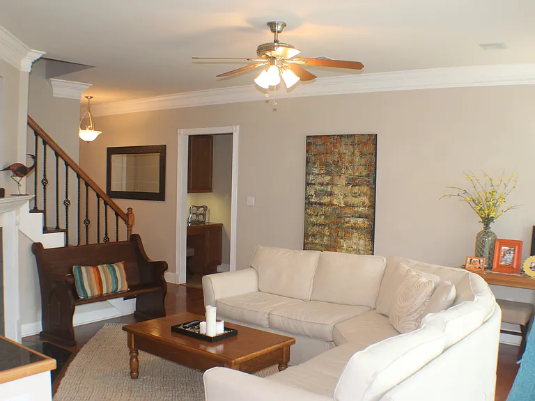 6444 Cameren Oaks Dr — Photo 2