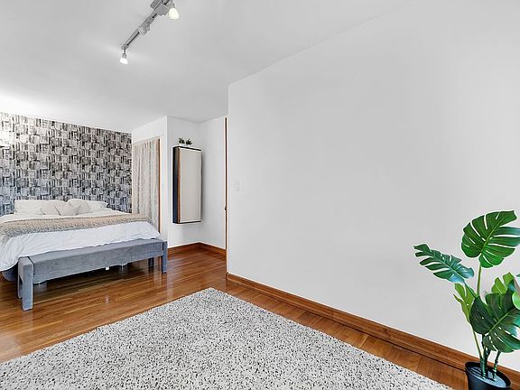 4th image of 7401 Shore Rd APT 3L