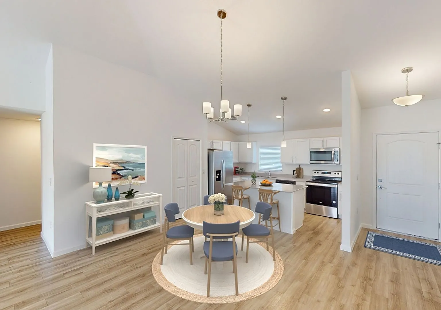 **Stunning 4/2 Home In Palm Bay — Photo 3