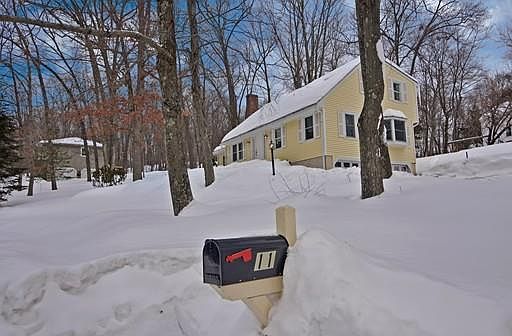 1st image of 11 Tanglewood Dr