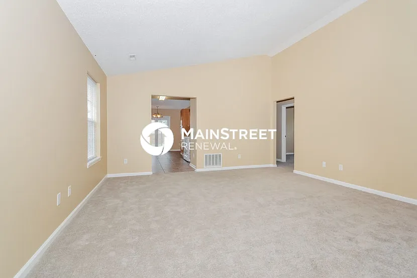 5620 Sweet River Dr — Photo 3