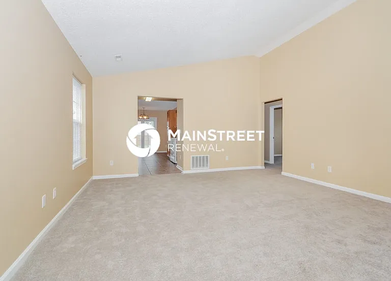 5620 Sweet River Dr — Photo 3