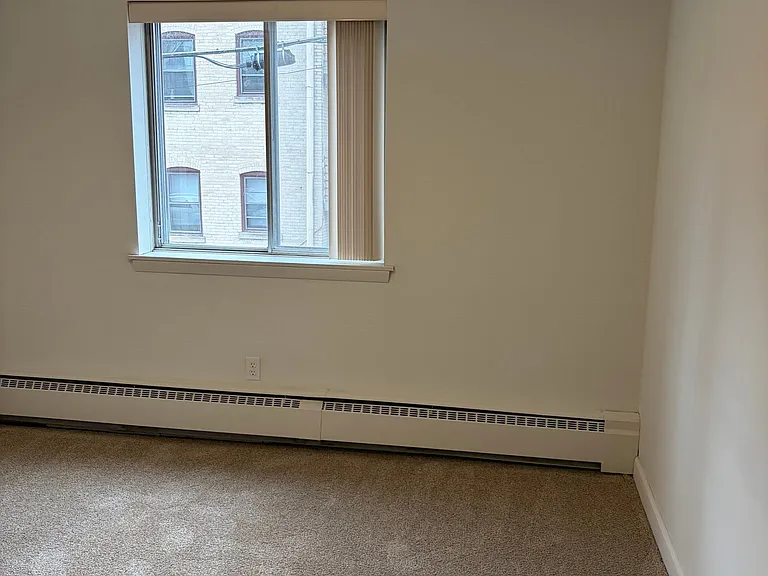 2400 E Bradford Ave — Photo 5