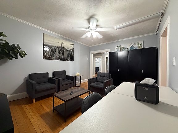 4th image of 21 Colborne Rd #3