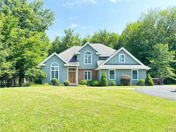 6510 Brian St, Marcy, NY 13403