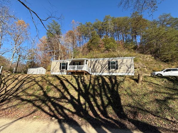 79 John Bays Br, Prestonsburg, KY 41653
