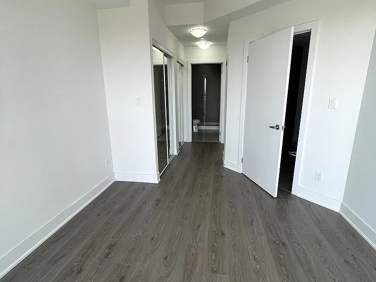 99 The Donway W #720 — Photo 3