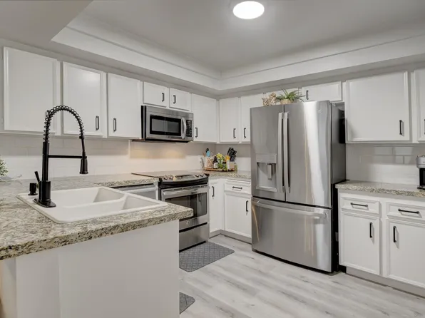 5223 Caminito Jubilo, San Diego, CA 92108