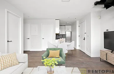 155 Meserole Street, #401B