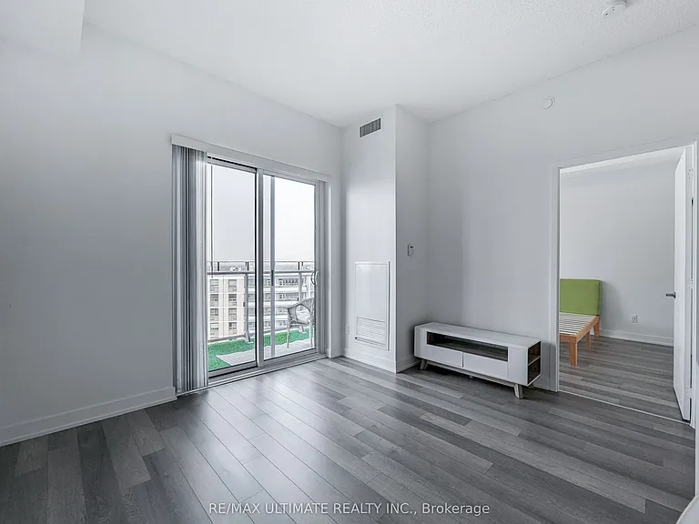 5180 Yonge St #1412 — Photo 22