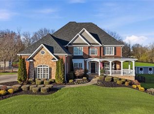 140 Red Gate Lakes Dr, Canton, GA 30115